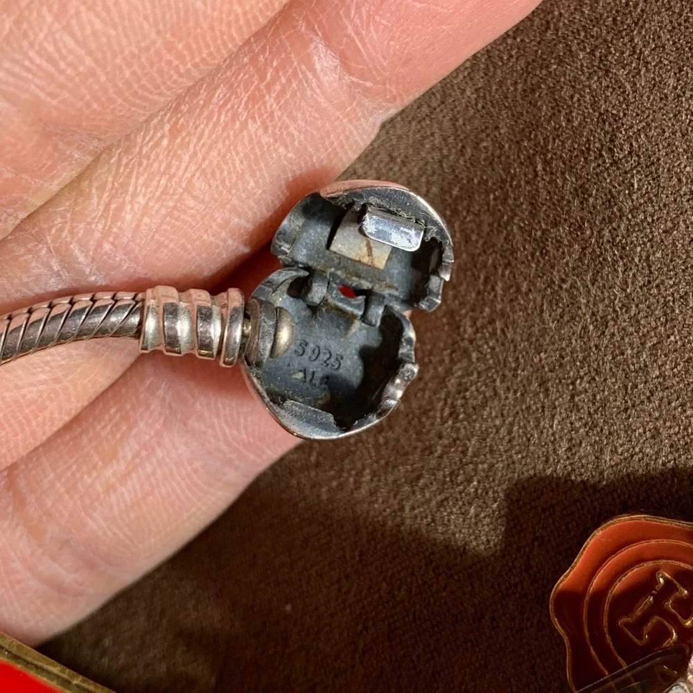 Pandora Snake Chain Heart Clasp Bracelet w/ NEW 9 Harry Potter Themed Charms EUC - Picture 11 of 11